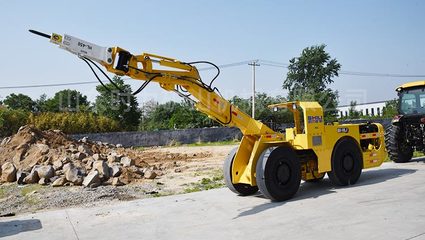 全液壓撬毛臺(tái)車(chē) 礦山巷道排險(xiǎn)車(chē) 通過(guò)能力強(qiáng)